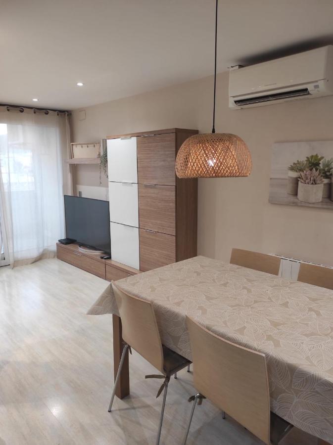 Apartamento en Viladecans cerca del aeropuerto Exterior foto