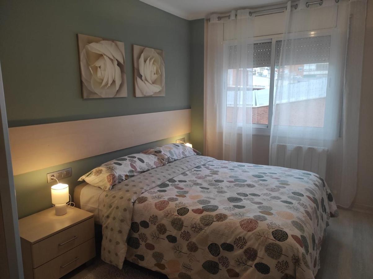 Apartamento en Viladecans cerca del aeropuerto Exterior foto