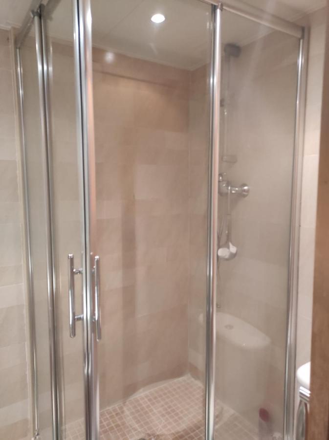 Apartamento en Viladecans cerca del aeropuerto Exterior foto